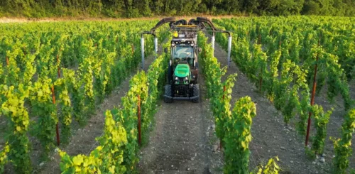 DF_5_DS_TTV_-_Smart_Vineyard_Tractor_pic_ok