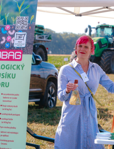 Ing. Michaela Škeříková, Ph.D., hovořila o produktových řadách Nitrazon +N a Azotobag Foto archiv FARMA ŽIRO