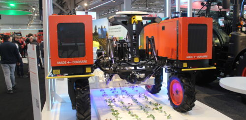 Kubota Robot 01b